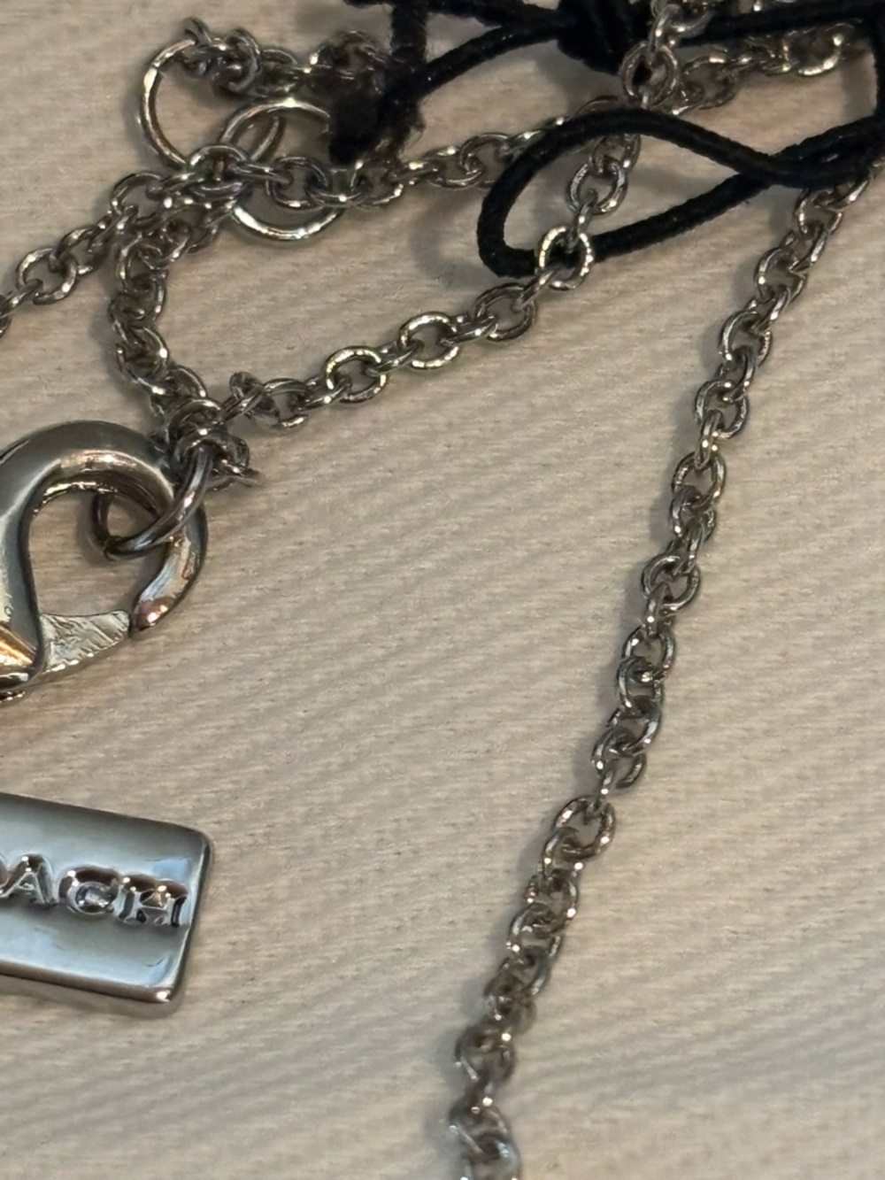 ✨ Coach Triple Ring Pendant Necklace Silver Tone NWT ✨ - Picture 14 of 16